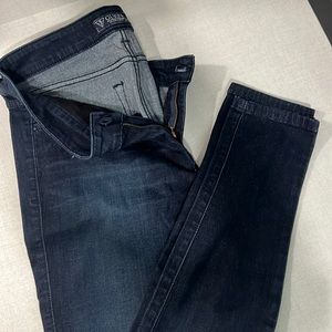 Guess: dark blue skinny jeans; size 29; mid rise